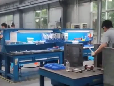 金型1