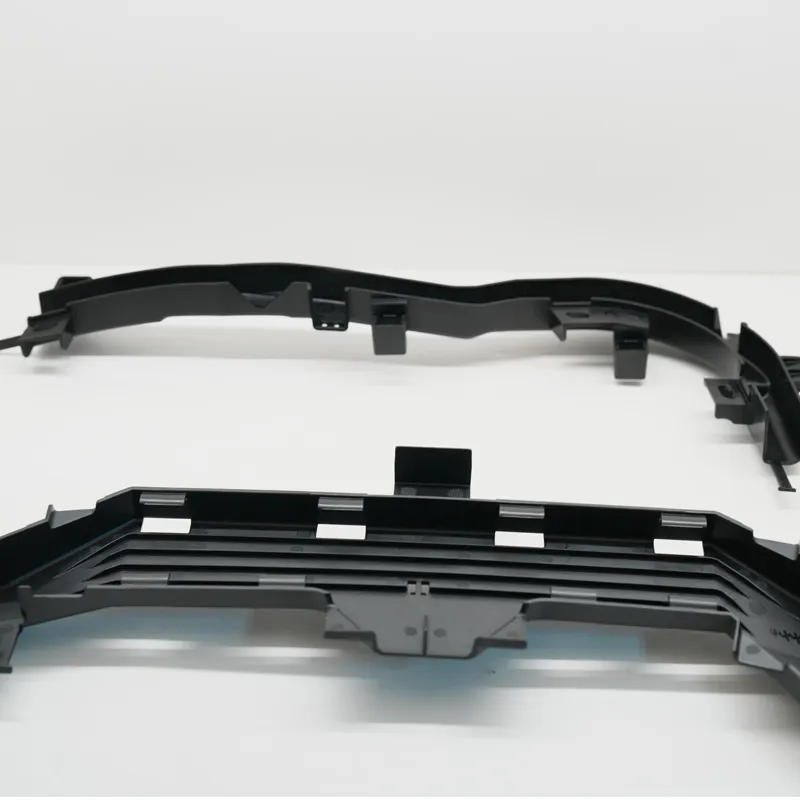 自動車内装プラスチック部品