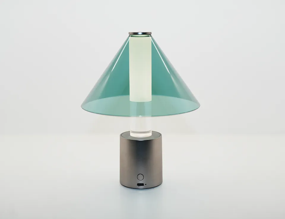 ポータブルテーブルランプ